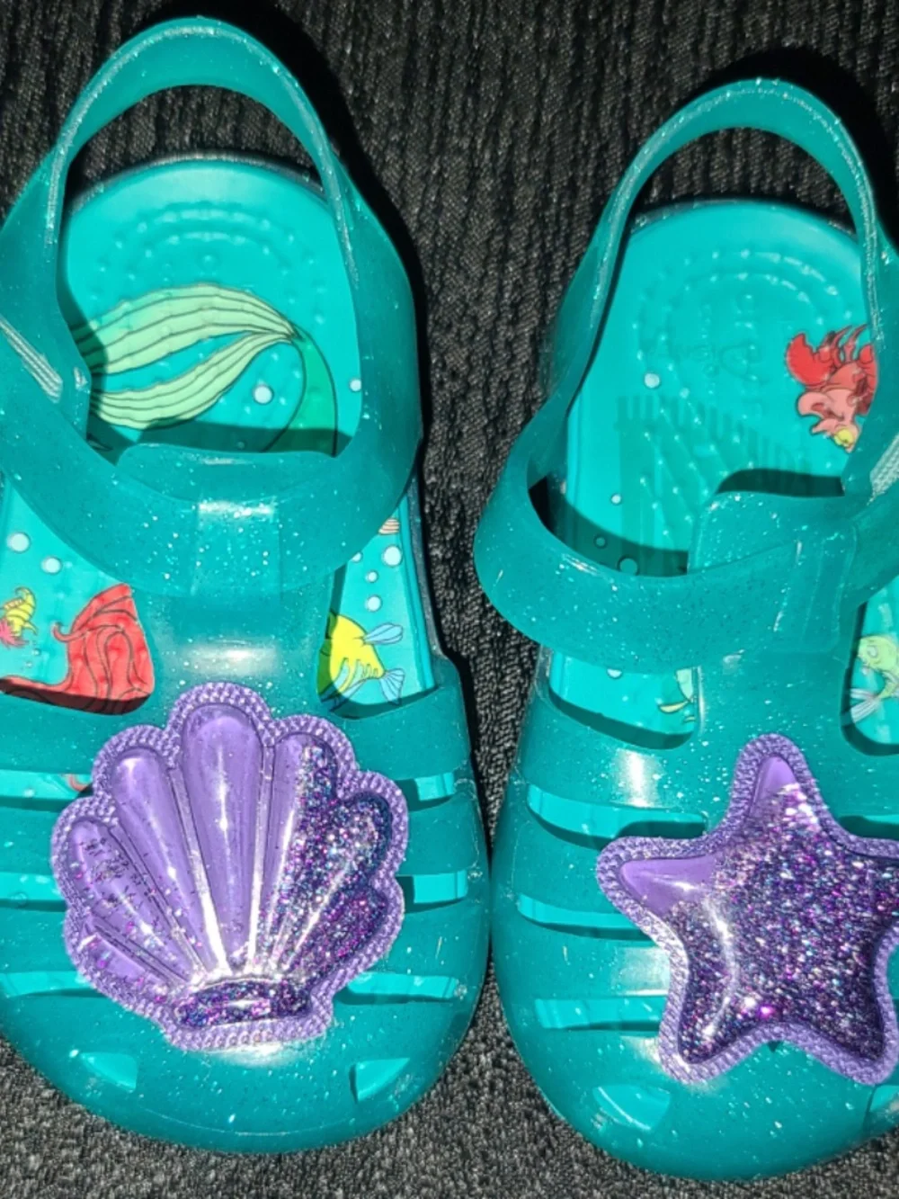 Crocs Kids' Princess Ariel Isabella Sandals size 4 NWOT